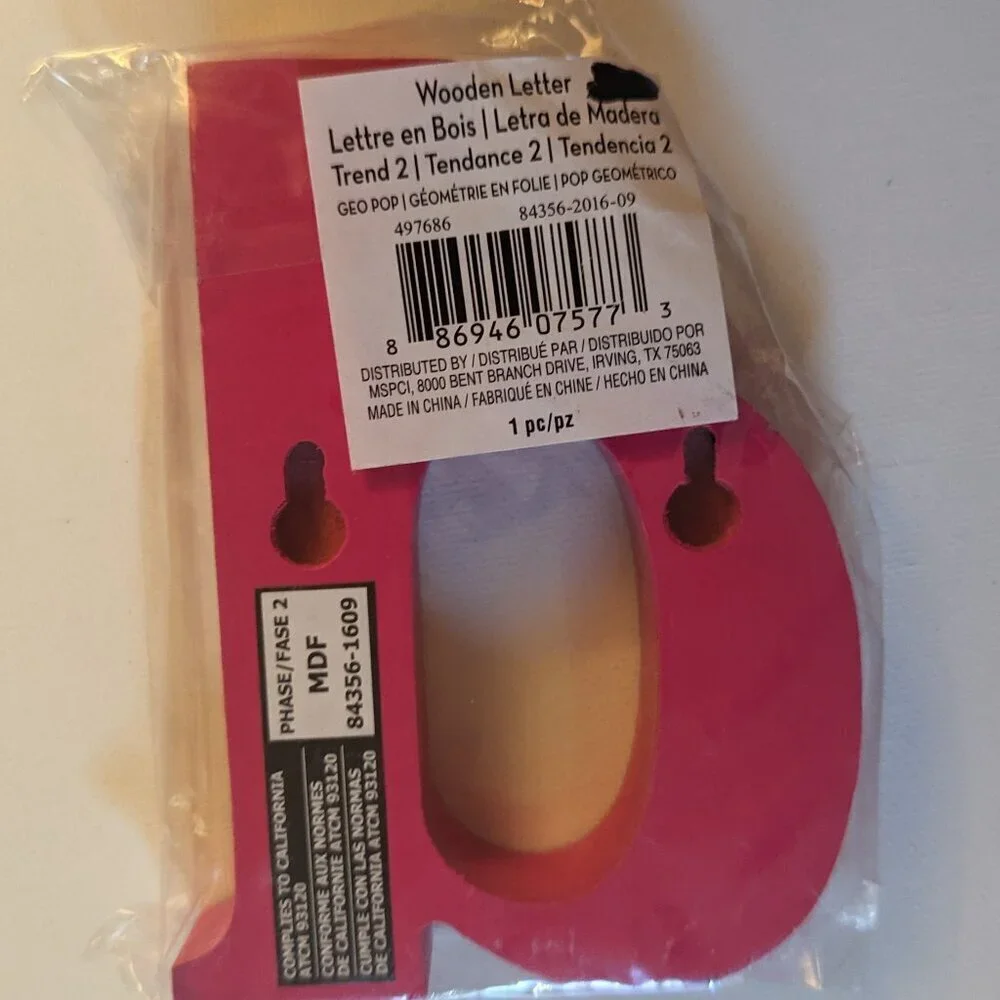 NWT Bright PInk Letter 'd' Wood Alphabet Sign Geo Pop Michael's Wall Home Decor